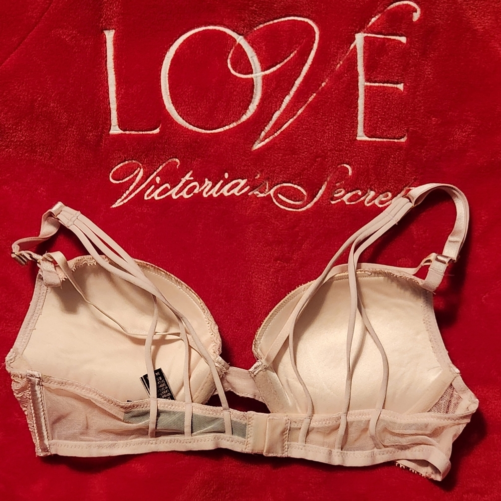 Bra - Picture 3 of 3